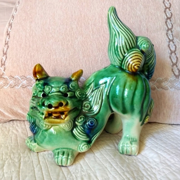 Chinese Majolica Other - Vintage Majolica Chinese Porcelain Green, Blue & Tan Foo Dog Shishi Lion Statue